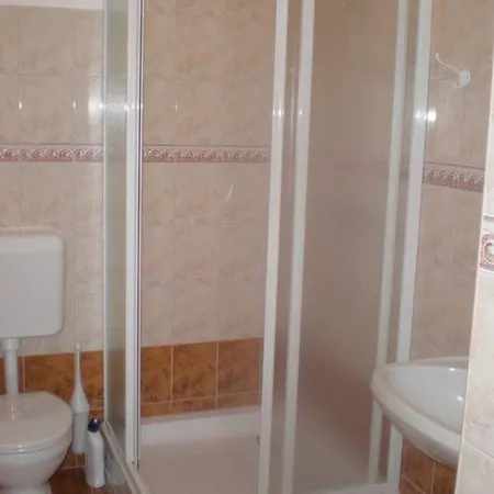 Tornacos Apartmanhaz * Sárospatak